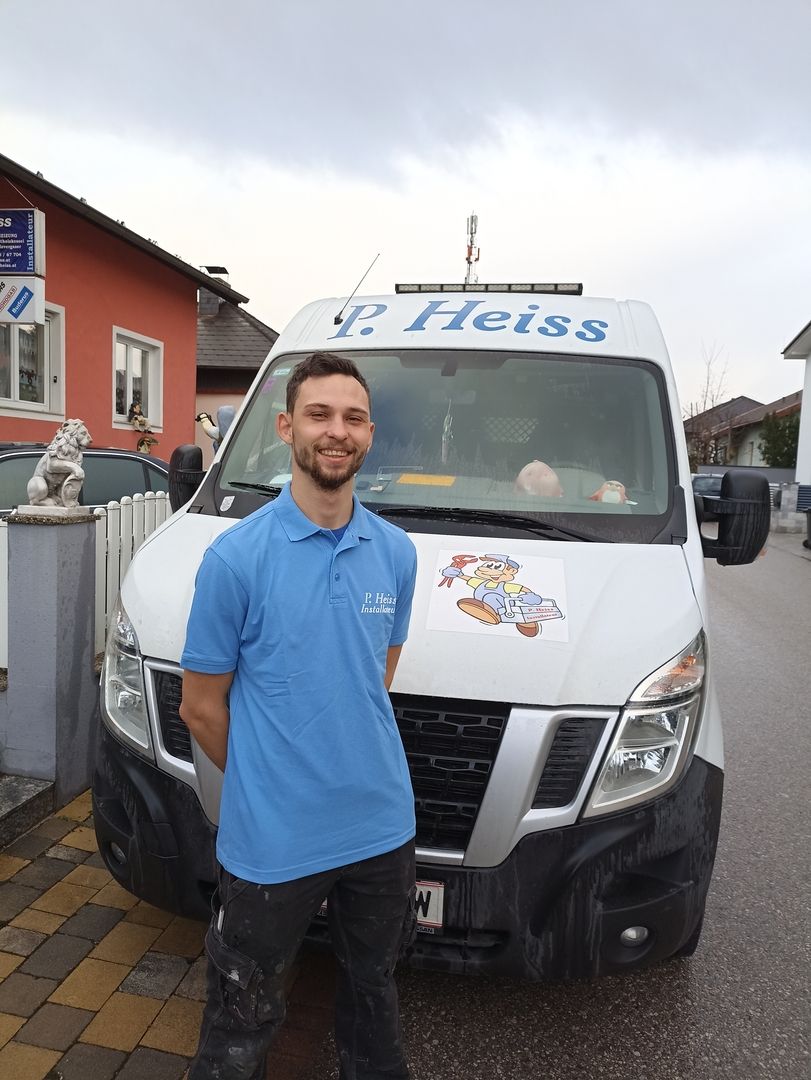 Herr Dennis Wunderl